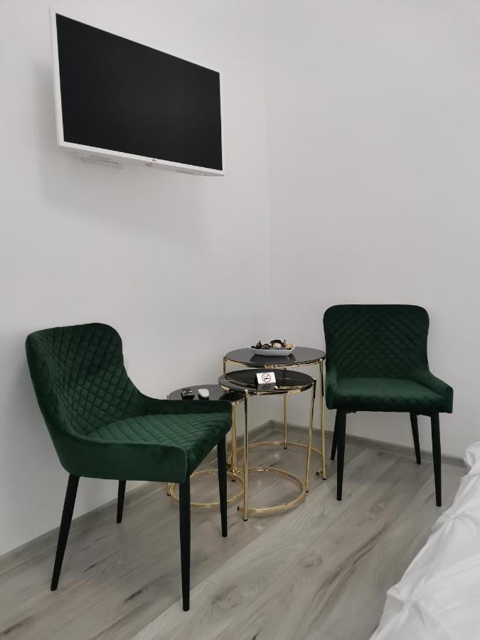 Iris's Apartment *